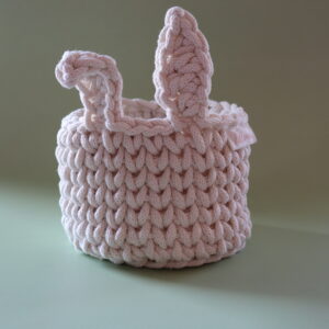 Jänkukõrvadega korv